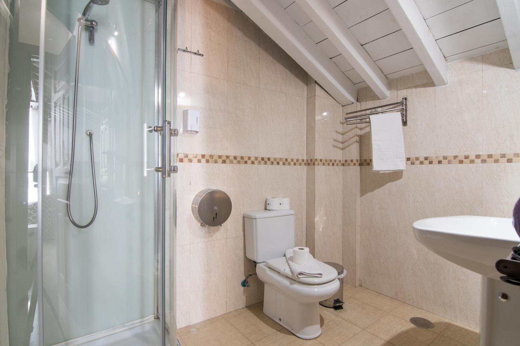 Tuguest Atico Gracia Apartment Гранада Екстериор снимка